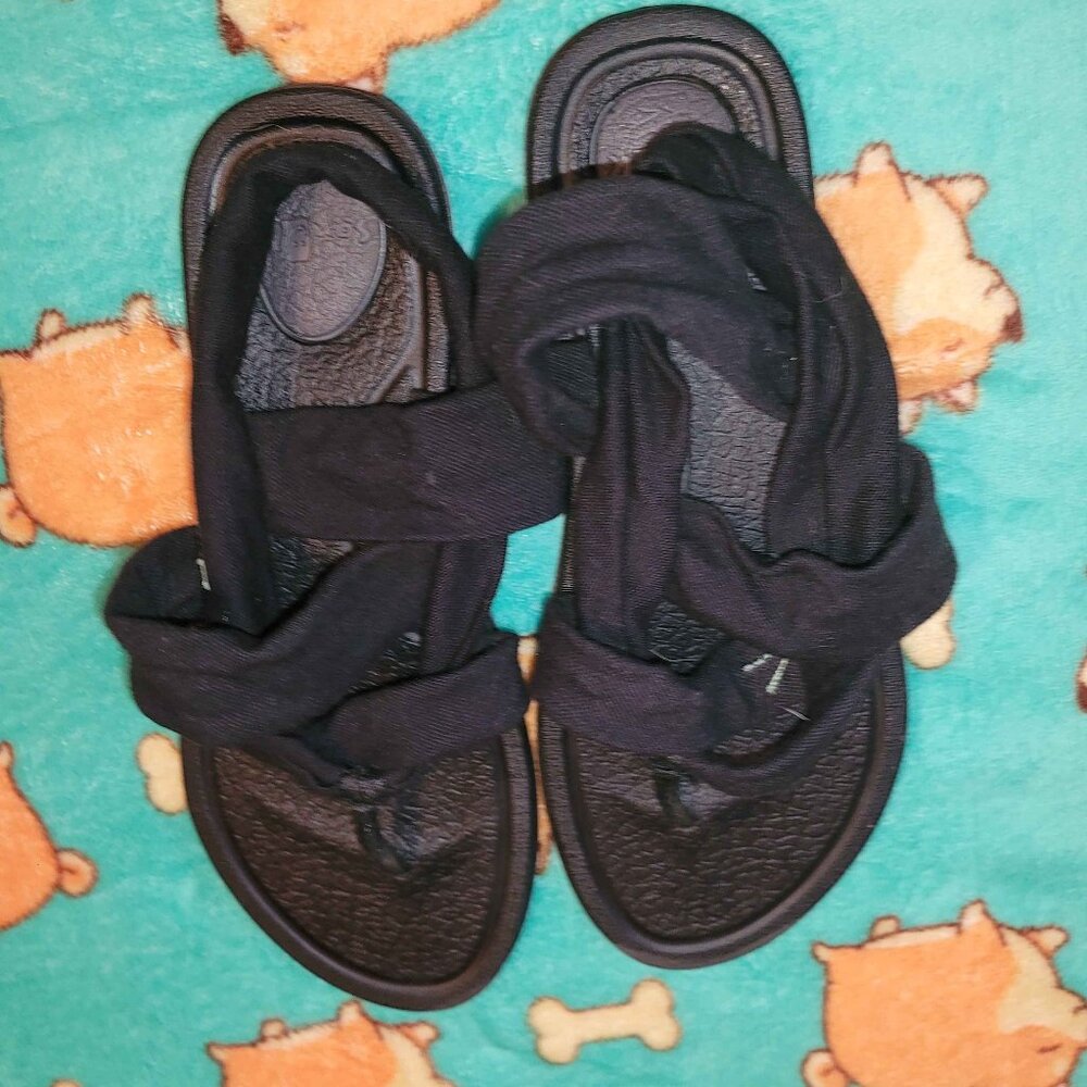 Black Active Wear Sandles